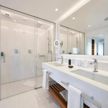 La At The Cliff Bay - Portobay Вилла Фуншал